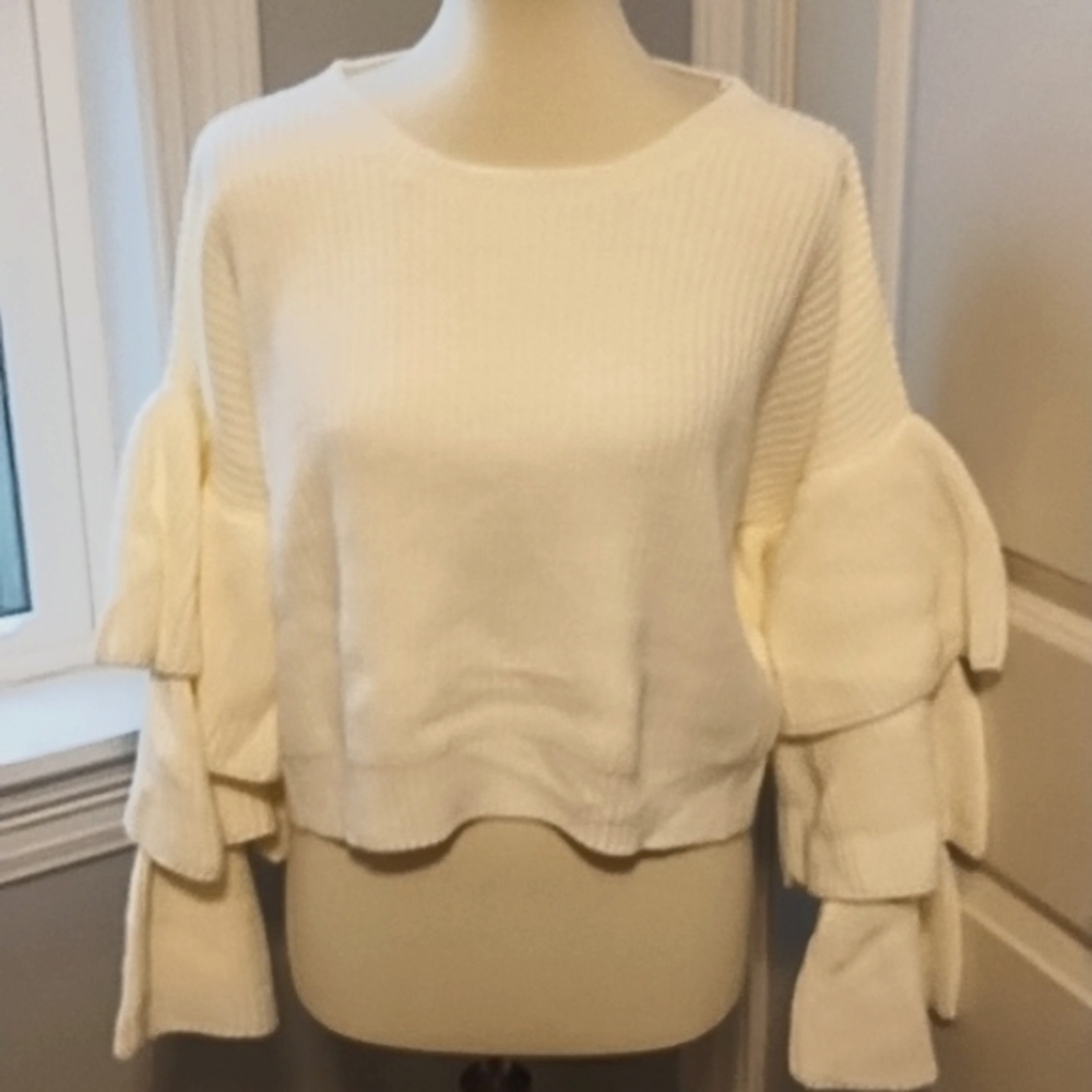 FARM Rio Cream Ruffle Sleeve Crop Top